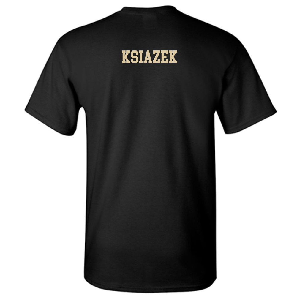Boston College - NCAA Women's Rowing : Vanessa Ksiazek - Classic Shersey T-Shirt-1