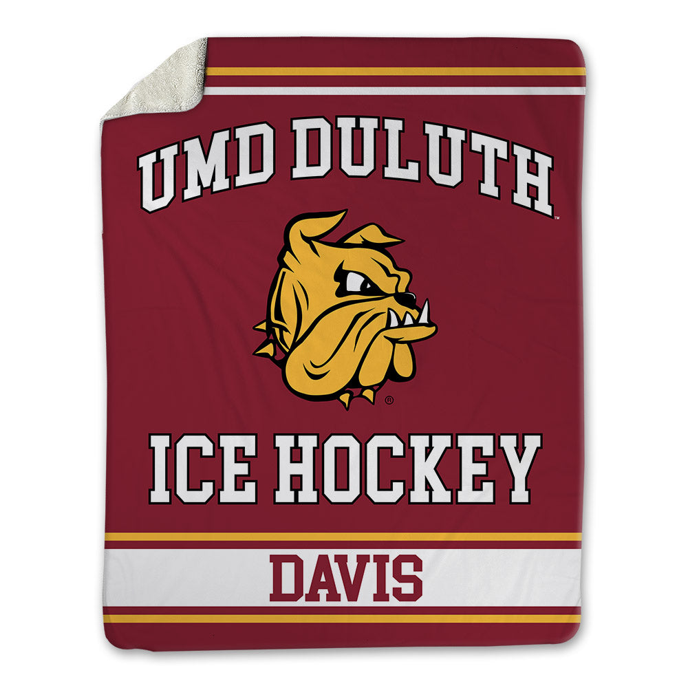 UMN Duluth - NCAA Women's Ice Hockey : Kamdyn Davis - Blanket-0