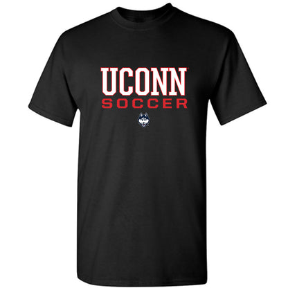 UConn - NCAA Men's Soccer : Giovanni Dennis - Classic Shersey T-Shirt