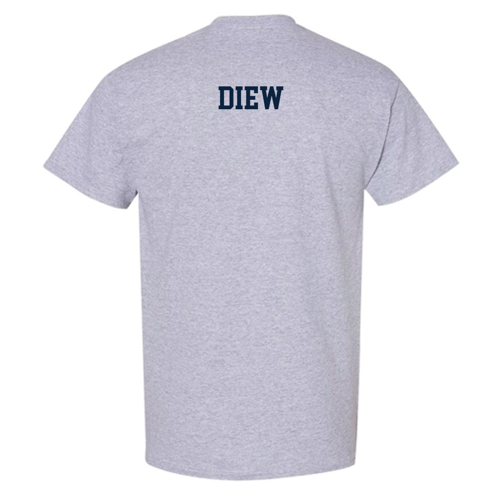 UTSA - NCAA Women's Track & Field : Nyaluet Diew - Classic Shersey T-Shirt