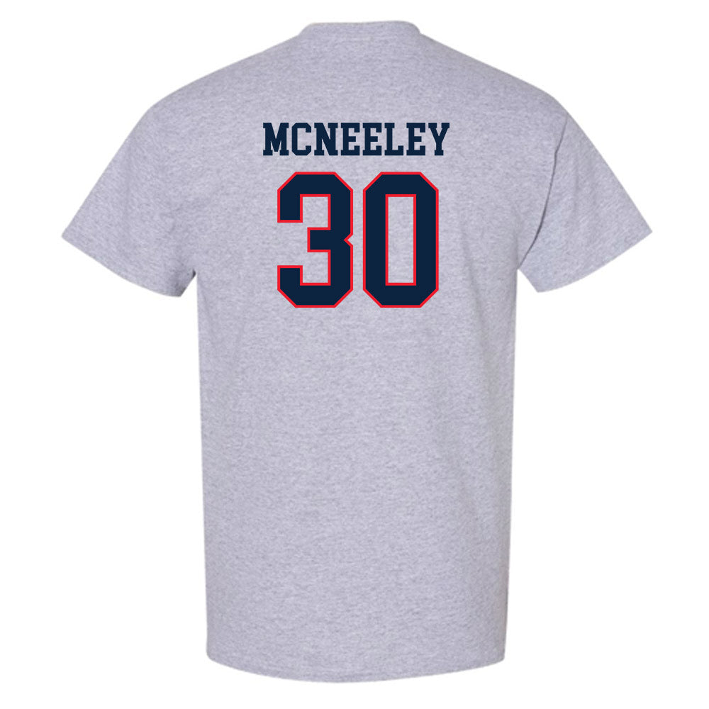 UConn - NCAA Men's Basketball : Liam McNeeley - Classic Shersey T-Shirt