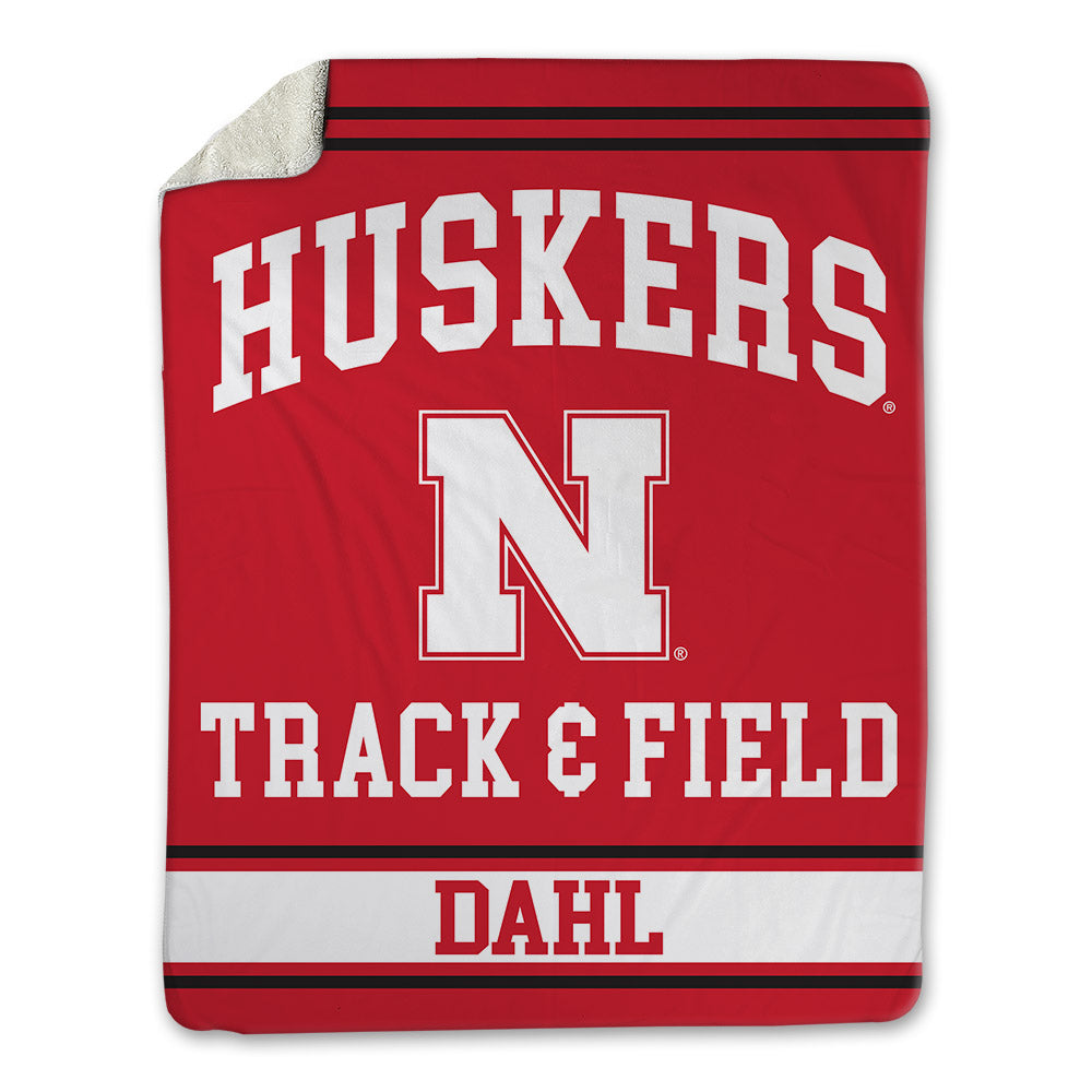 Nebraska - NCAA Men's Track & Field (Outdoor) : Elli Dahl - Blanket-0