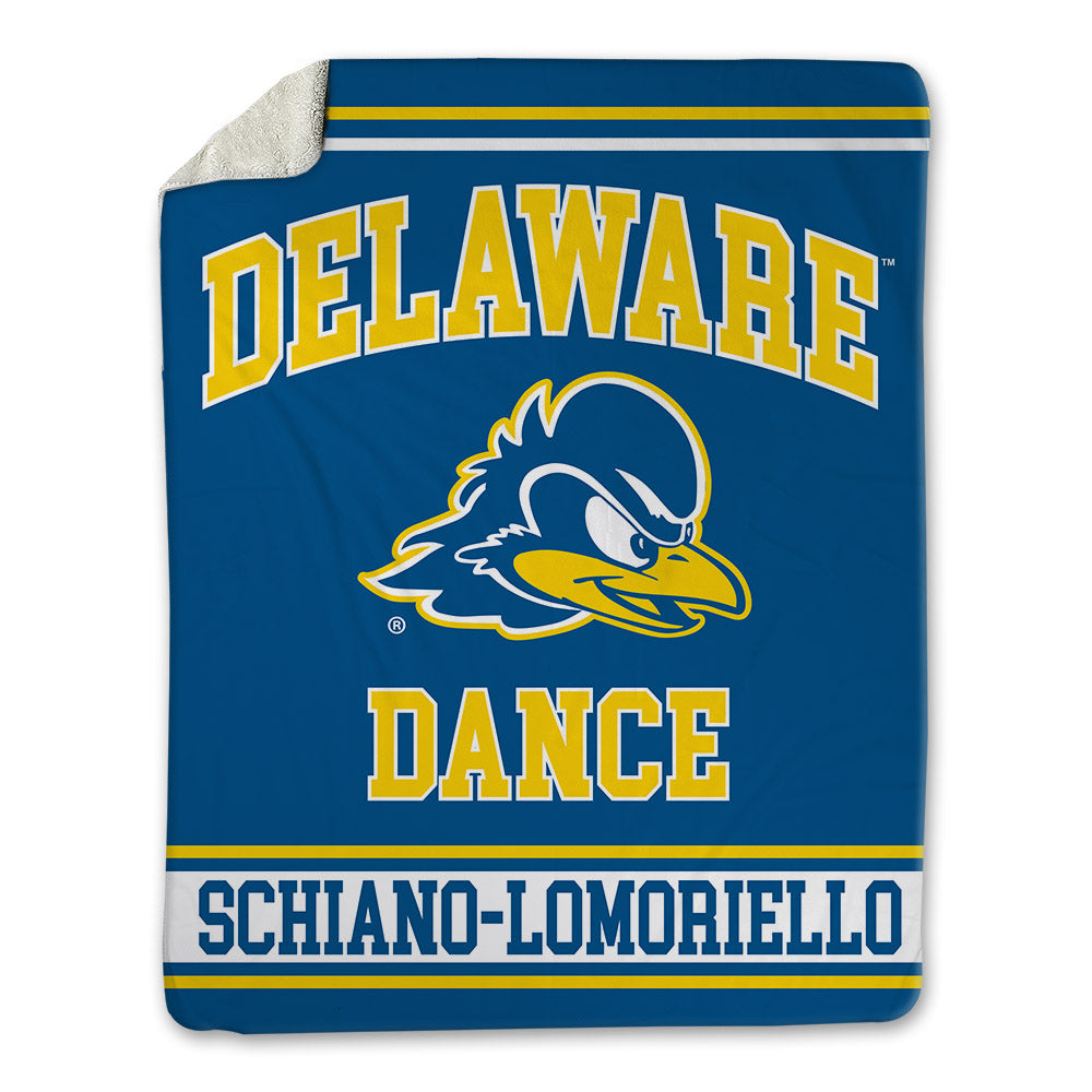 Delaware - Dance Team : Martina Schiano-Lomoriello - Blanket-0