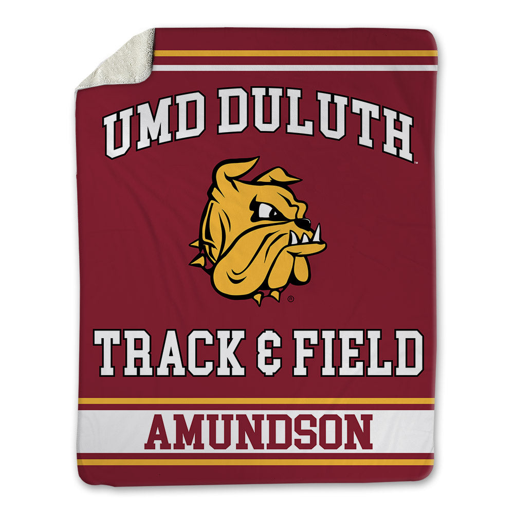 UMN Duluth - NCAA Men's Track & Field : Nathan Amundson - Blanket-0