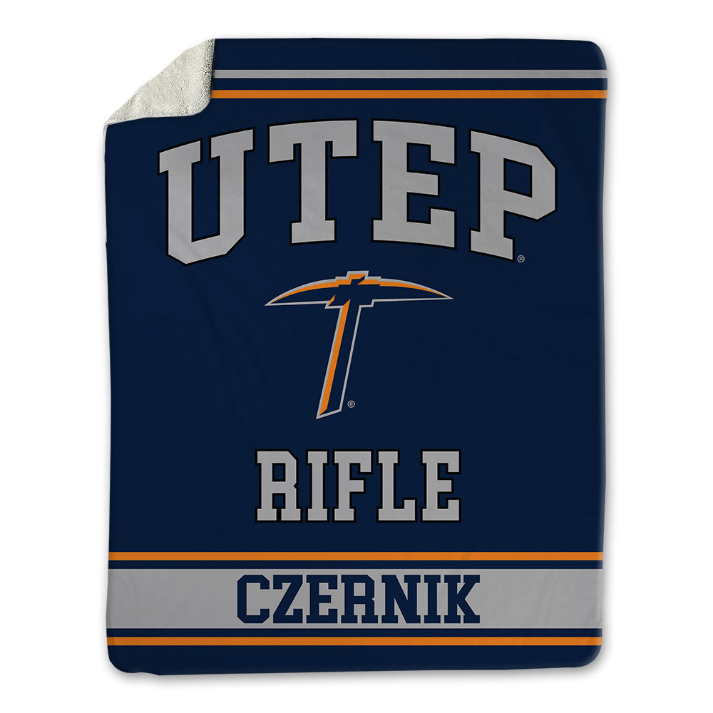 UTEP - NCAA Rifle : Julia Czernik - Blanket-0