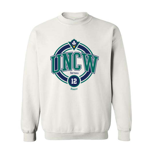 UNC Wilmington - NCAA Softball : Grace Hennessy - Crewneck Sweatshirt Classic Fashion Shersey